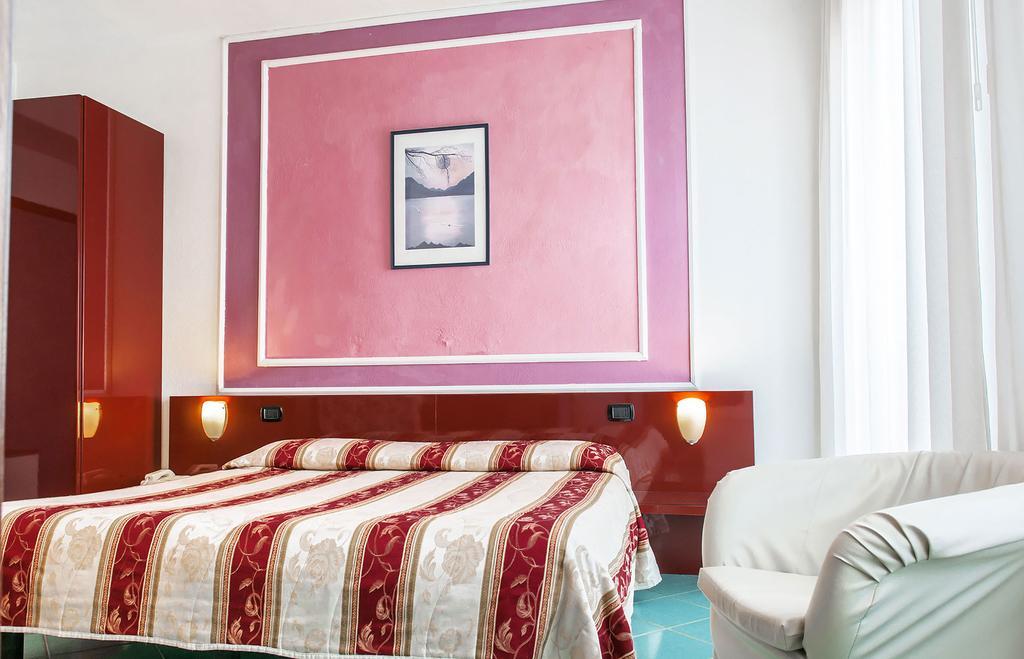 Hotel Annabelle イスキア島 エクステリア 写真