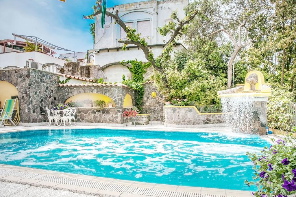 Hotel Annabelle イスキア島 エクステリア 写真